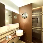 דירה Di Casa Al Colosseo *